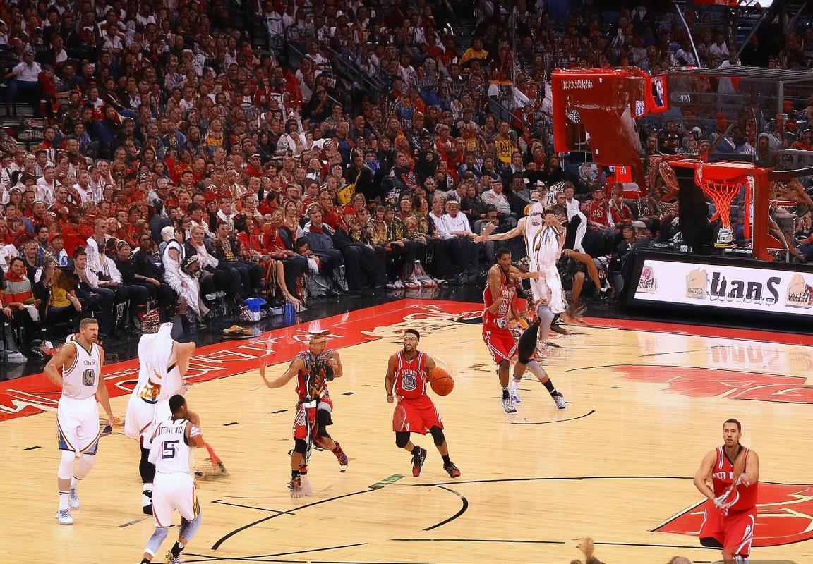 2015NBA季后赛：火箭与勇士巅峰对决解析(图2)