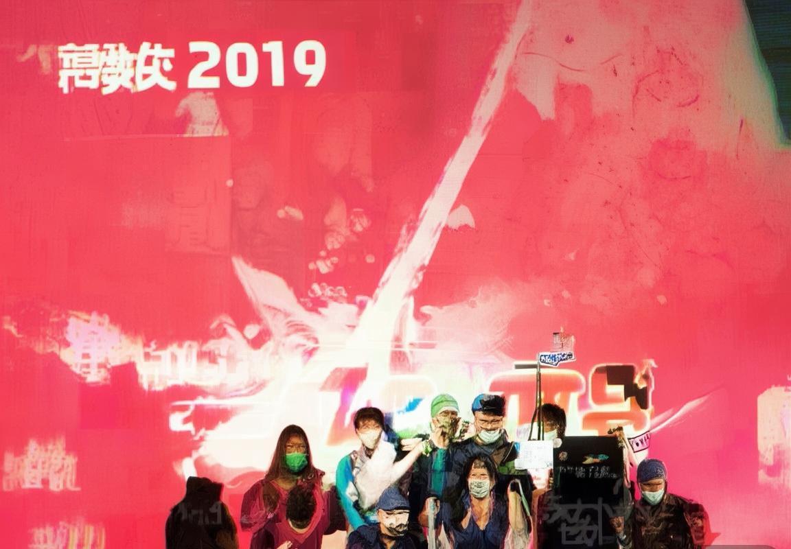 费兰托雷斯：从青训新星到国际足球明星的成长之路(图2)